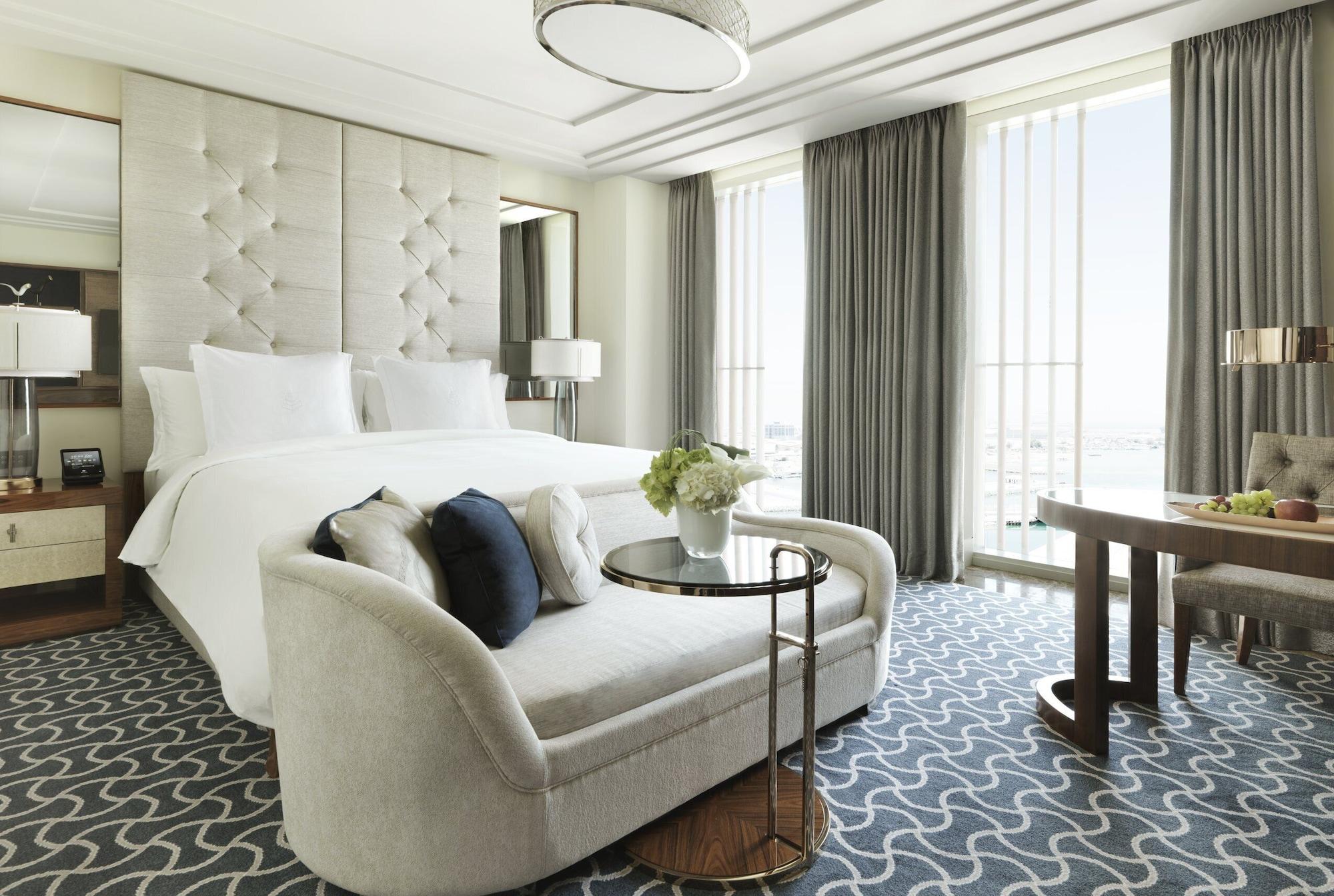 Four Seasons At Al Maryah Island Hotel 5*