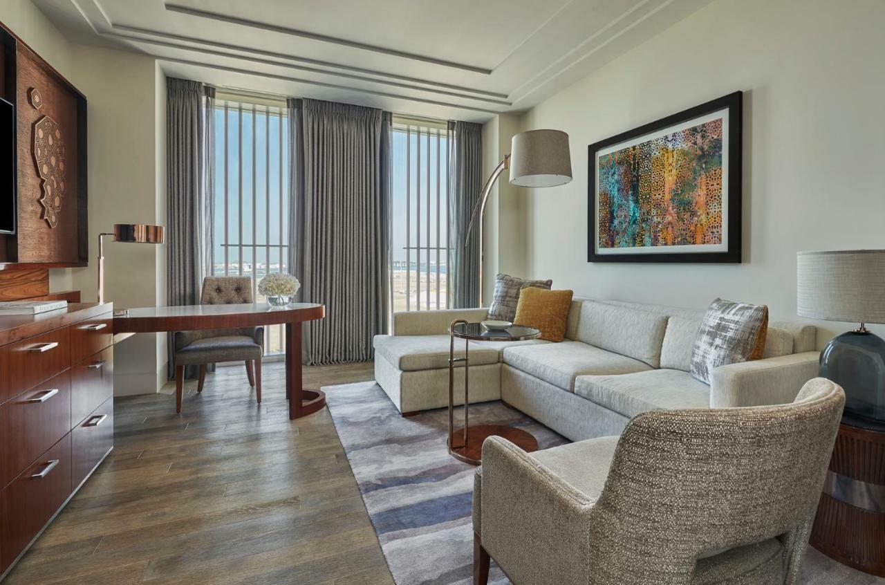 Four Seasons At Al Maryah Island Hotel 5*